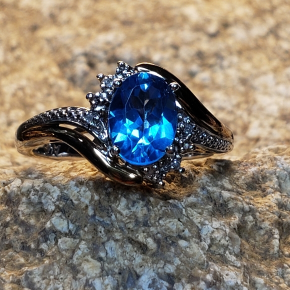 10K Gold And Sterling Alwand Vahan Topaz Ring - Picture 8 of 12